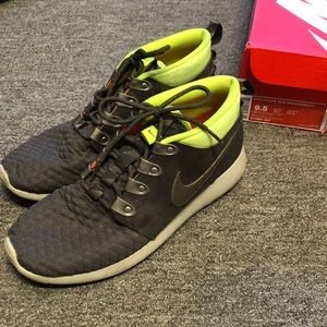 Nike Roshe Run Sneakerboot Men’s US 9.5